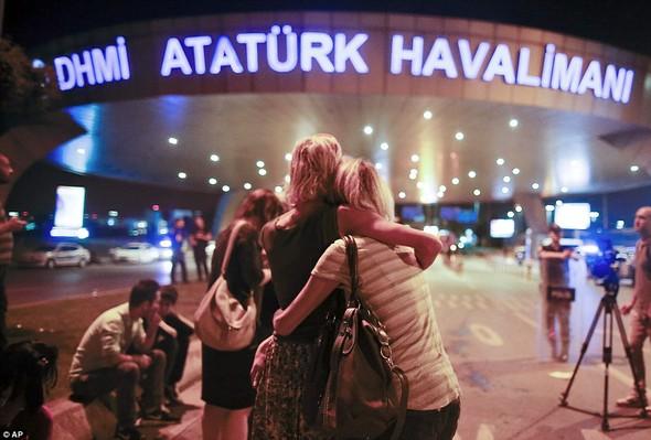 "Qəlbimiz sizinlədir, Türkiyə" - fotolar