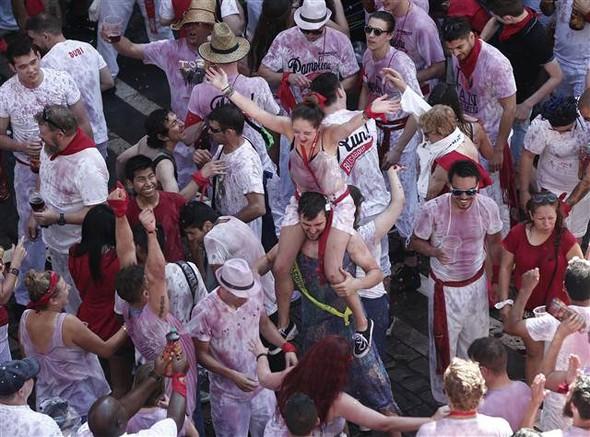Çılğın festival başladı - fotolar