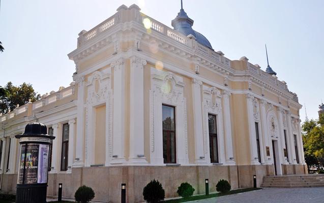 Kukla Teatrı mövsümü bağladı