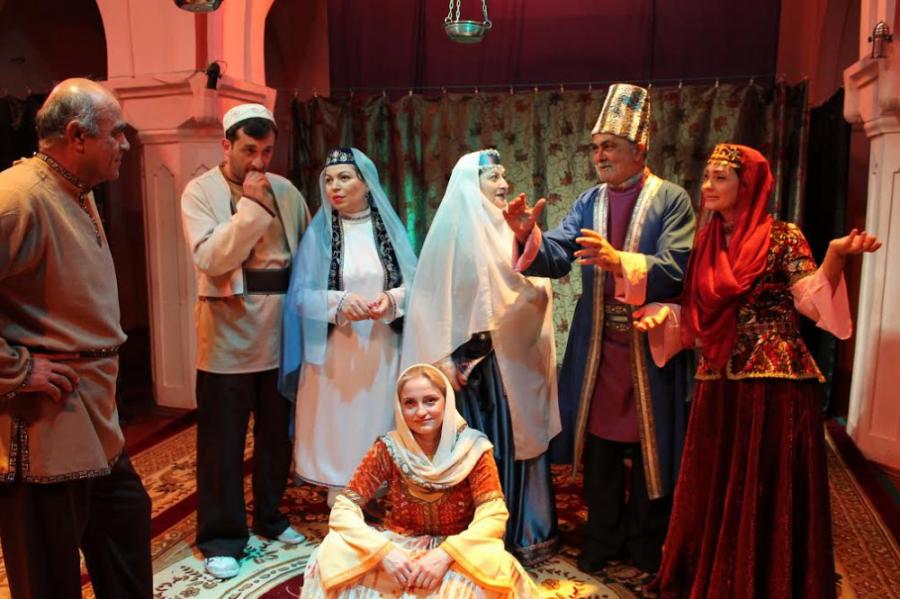 “Yuğ” Teatrı yeni mövsümə başladı