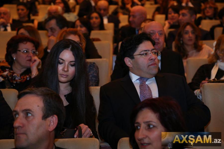 Xalq artisti Rusiyada konsert verəcək