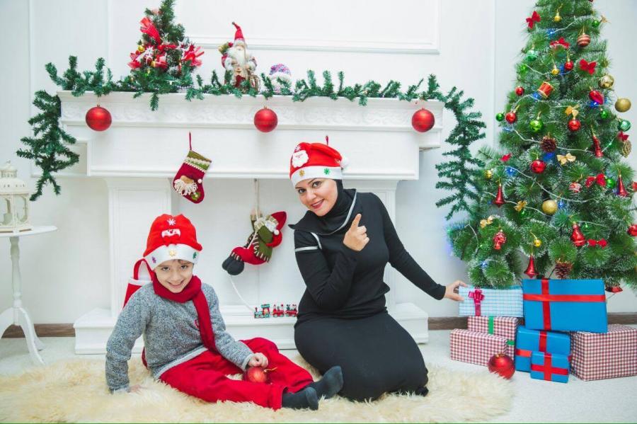 Xuraman oğlu ilə fotosessiya etdirdi