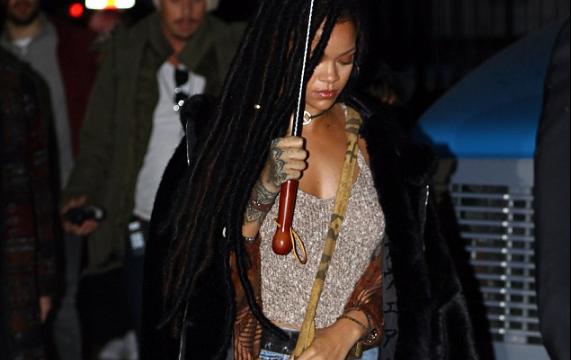 Rihannanın bahalı kürkü - fotolar