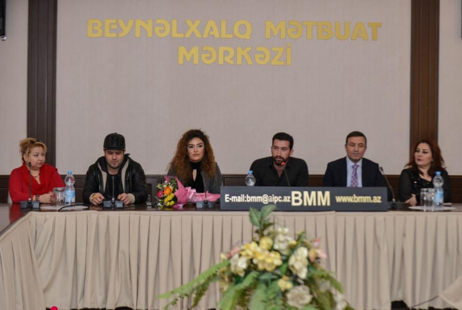 Çinarə "Gedək üzü küləyə"ni təqdim etdi - klip+fotolar