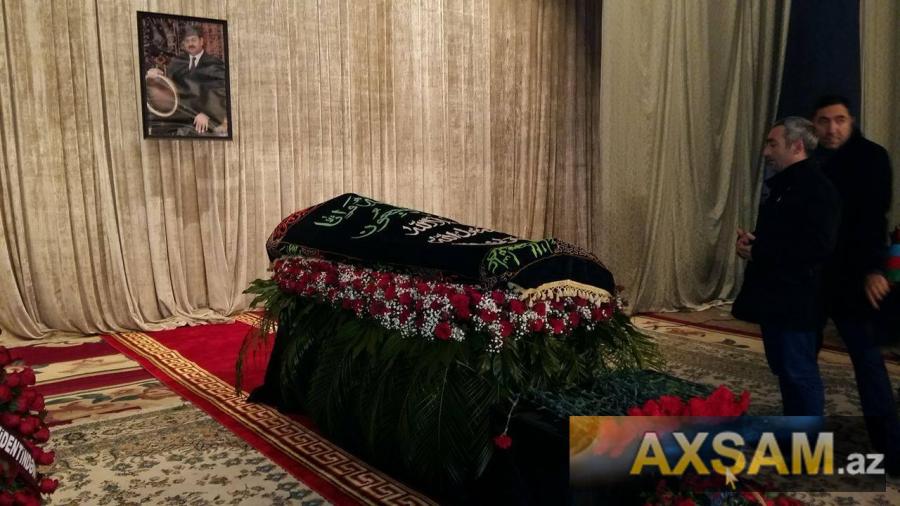 Mehriban Əliyeva Ağaxan Abdullayevlə vida mərasimində -  fotolar