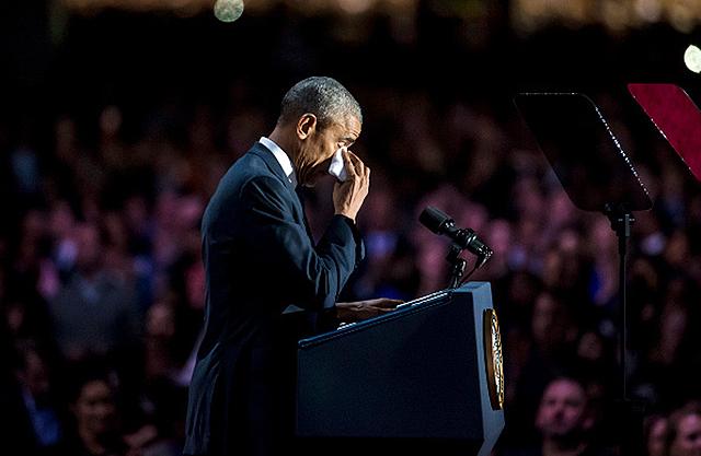 Obama vida nitqində ağladı - video+foto