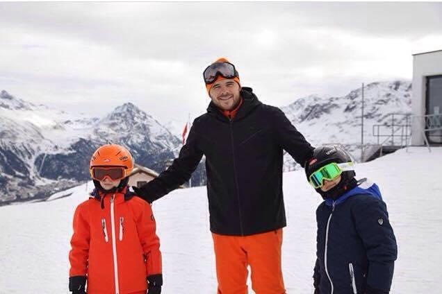 Eminin əkizləri ilə yeni  fotosessiyası 