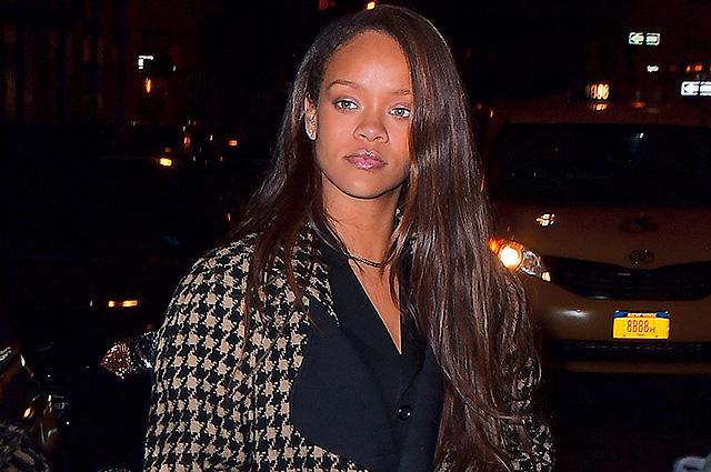 Rihanna hava limanında - fotolar