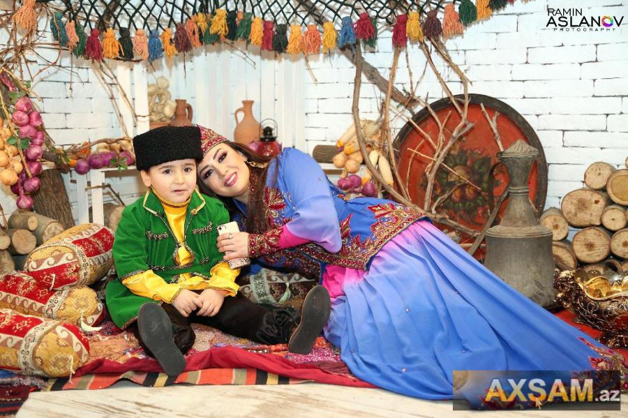 Fatimə və oğlunun Yel çərşənbəsi -  fotosessiya