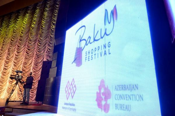 Bakı Şopinq Festivalının təntənəli açılış mərasimi oldu - fotolar
