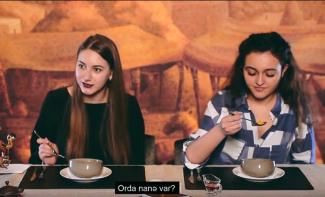Ukraynalı qızlar Azərbaycan düşbərəsinə heyran oldular - video