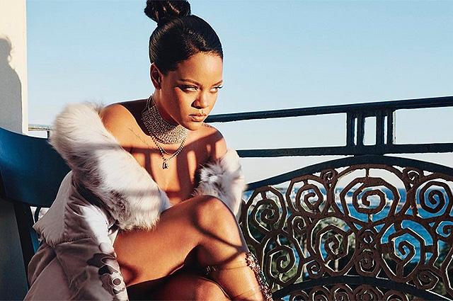 Rihanna bu ayaqqabıları tövsiyə edir - fotolar 