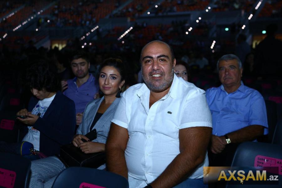 Oqtay və Dilarə cütlüyünün qızı -  foto