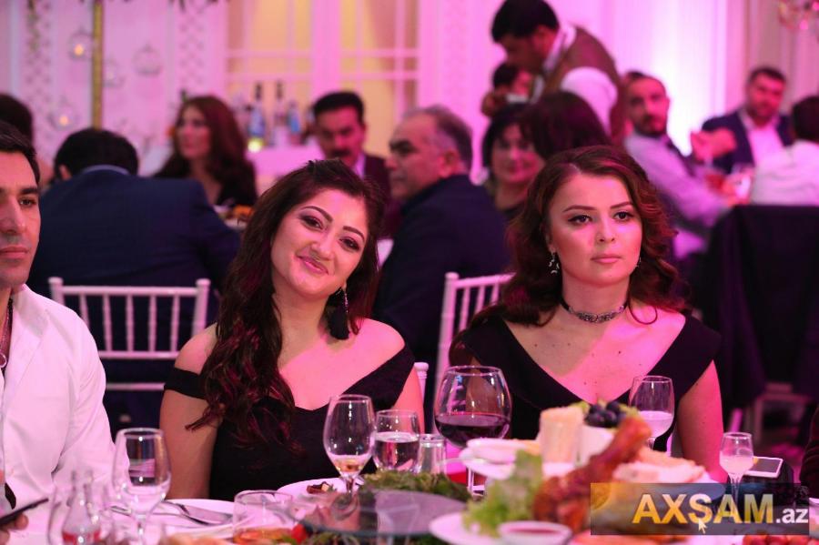 Paltarları çox bənzədi –  fotolar