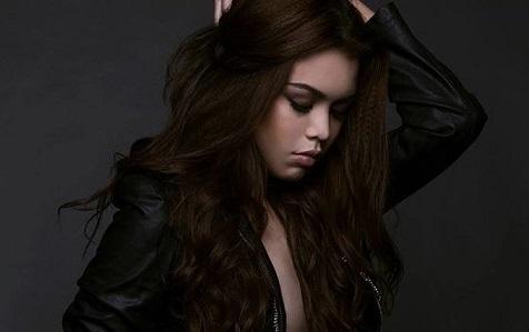 18 yaşlı model faciəvi şəkildə öldü - fotolar