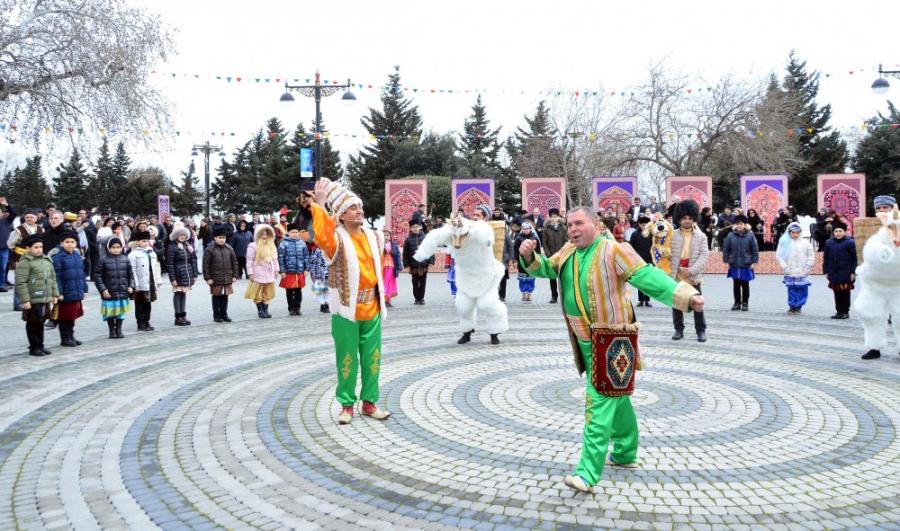 Bakı Novruz bayramına hazırlaşır -  fotolar