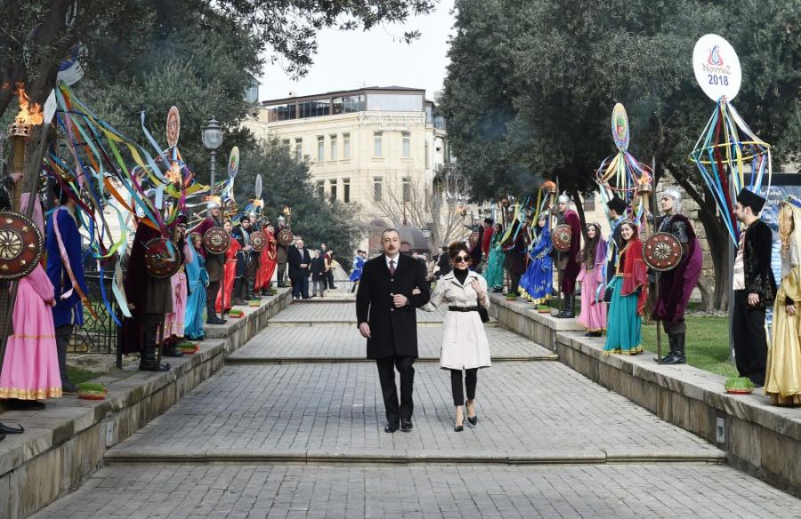 Prezident və xanımı Novruz şənliyində -  fotolar