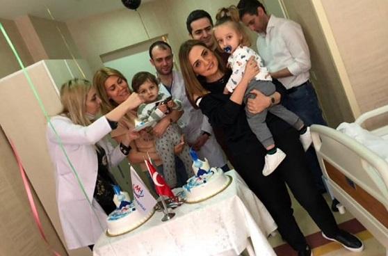 Xoşqədəm və Doğuş əkizlərini sünnət etdirib - fotolar