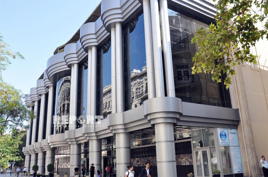 Gənc Tamaşaçılar Teatrının aprel repertuarı 