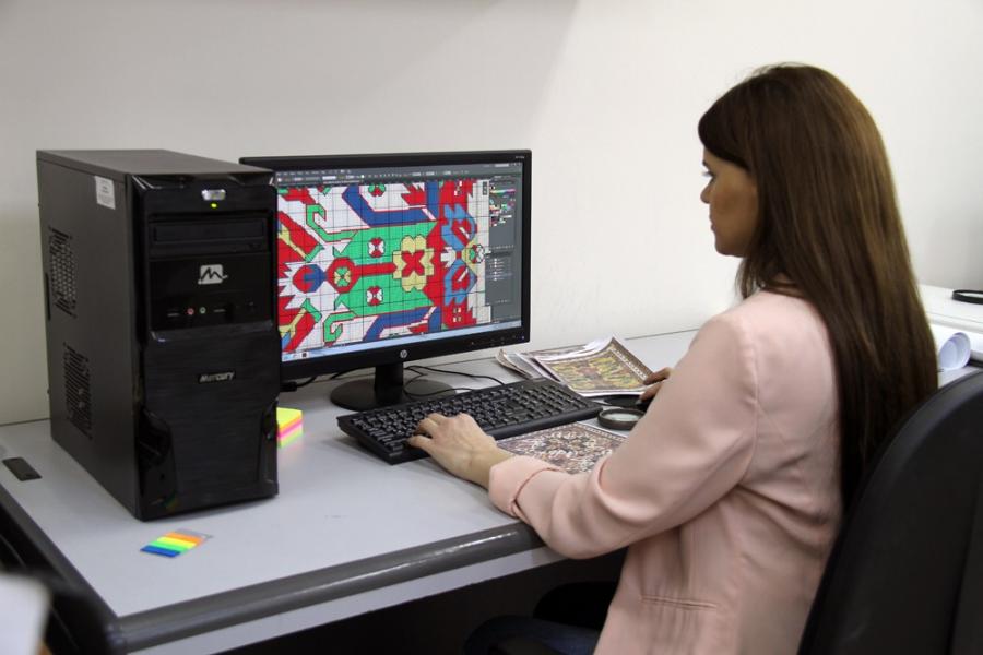 Qədim xalçaların elektron çeşniləri hazırlanır 