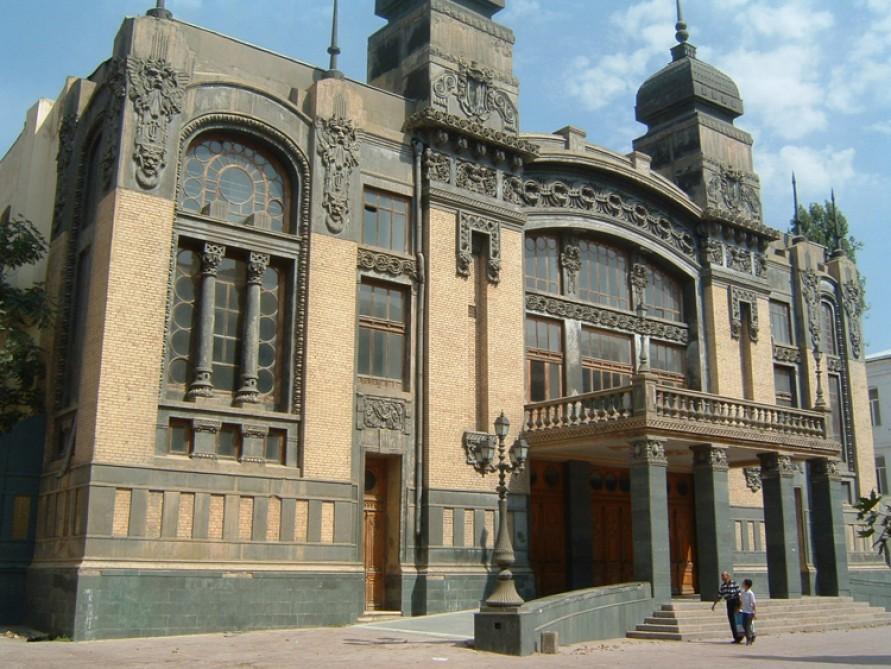 “Sevilya bərbəri” təqdim olunacaq