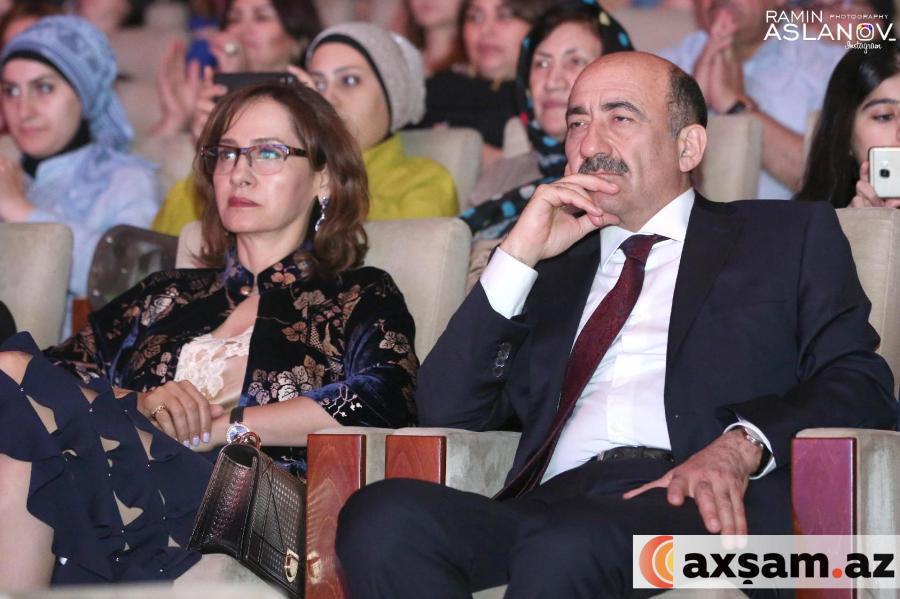 Nazir xanımı ilə konsertdə -  Foto