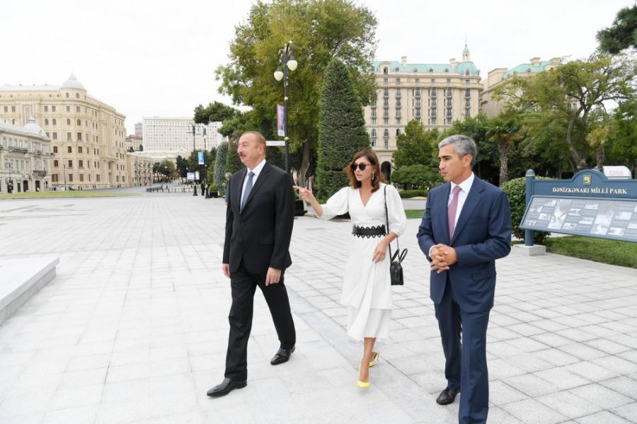 Prezident və xanımı fəvvarə kompleksində -  Fotolar