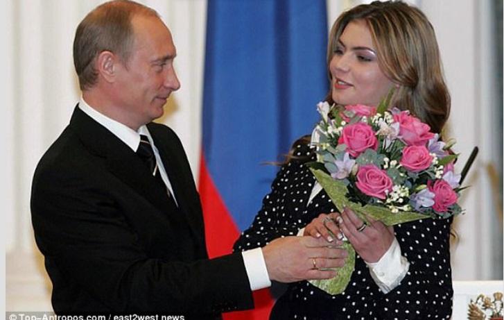 Putin 30 yaş kiçik sevgilisi ilə evləndi - Fotolar