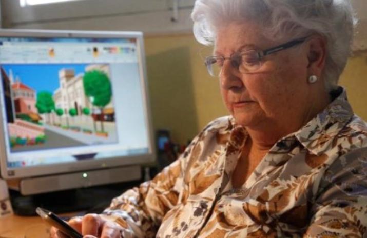 İnstaqramın 88 yaşlı yeni fenomeni - Fotolar