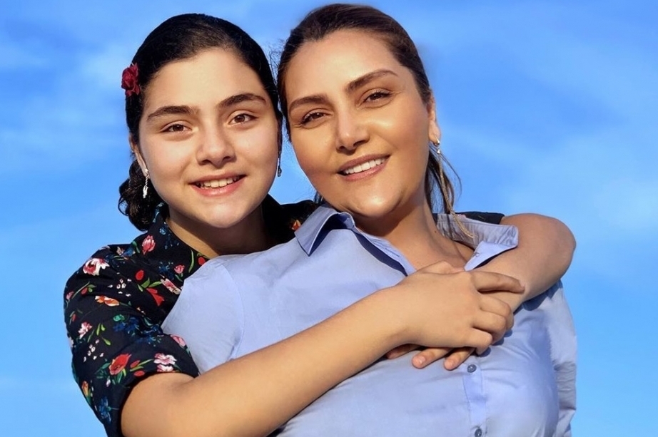 Zülfiyyə və qızından yeni fotolar