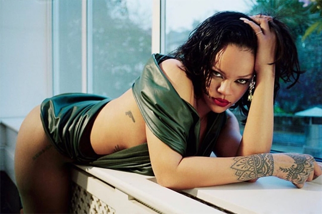 Rihannadan cazibədar fotosessiya 