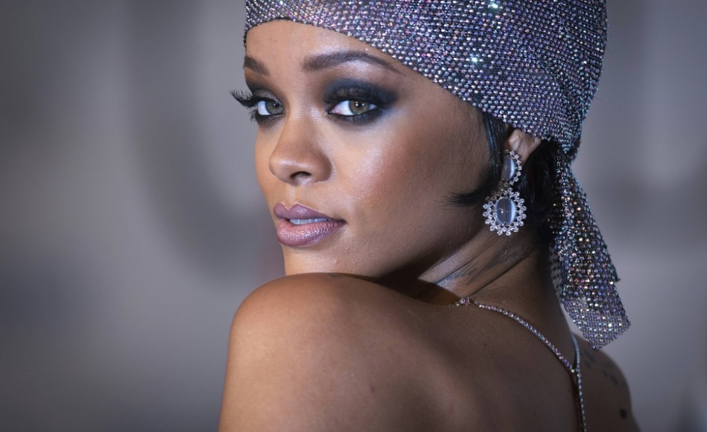 Rihanna ana olmaq istəyir
