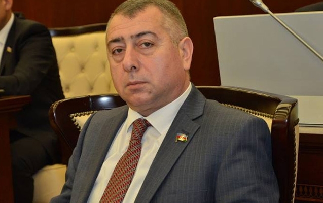 Azərbaycanlı deputat vəsiqəsini girov qoyub, 300 min borc alıb