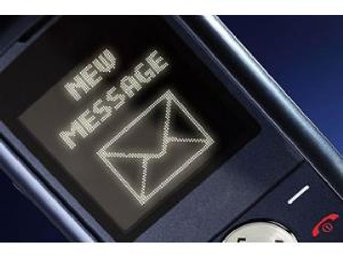 Dünyada ilk dəfə “SMS” mesajı dekabrın 3-də göndərilib