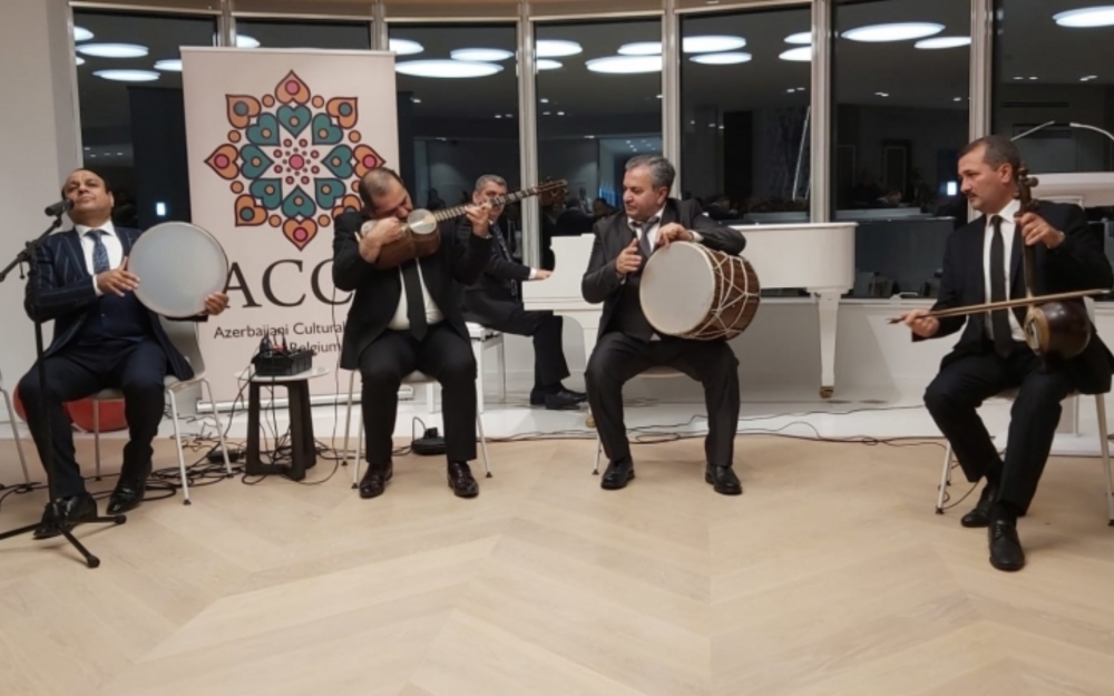 Zakir Əliyev Belçika səfirliyində konsert verdi