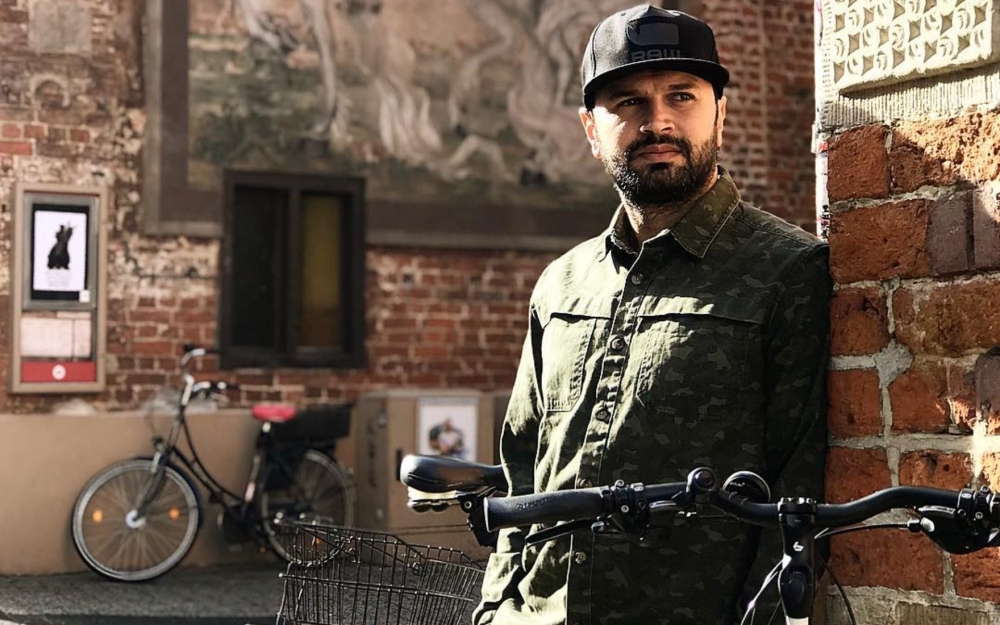 "Host" niyə dağılıb?