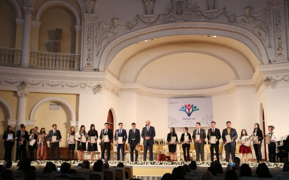 “Gəncliyin səsi” festivalının açılış mərasimi keçirilib - Fotolar