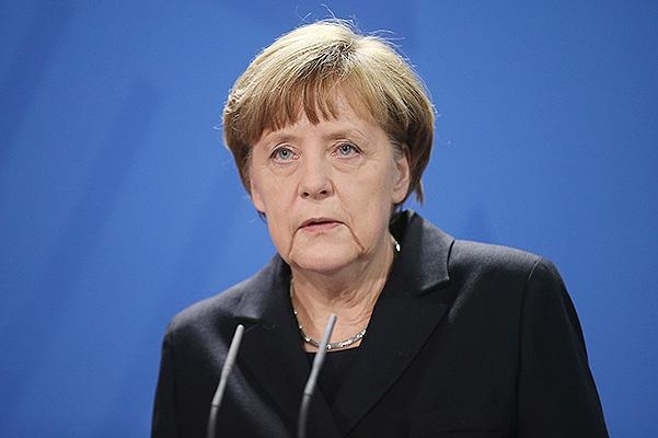 Merkel də karantinə alındı