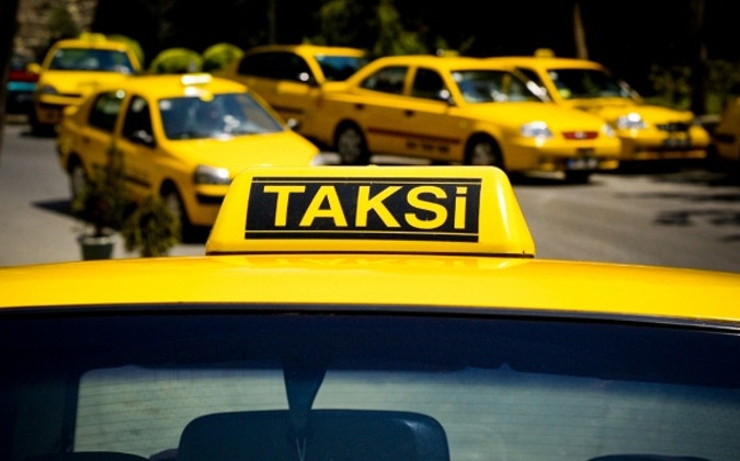 Taksi sürücüsünə hansı halda işləməyə icazə verilir?