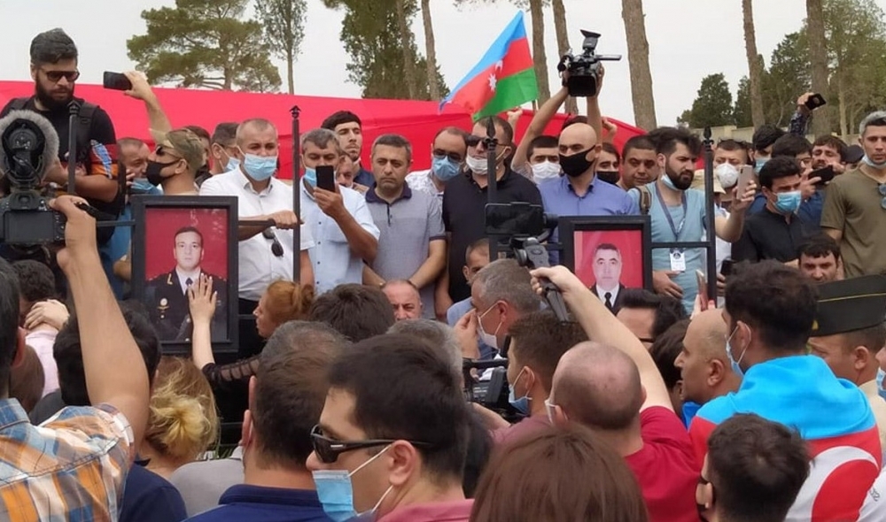 Polad Həşimov və İlqar Mirzəyev dəfn edildi -  Fotolar