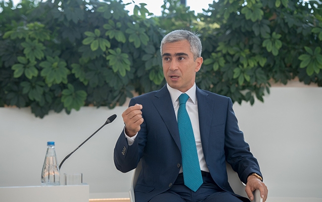 Prezidentin köməkçisi bir sıra ziyalı və ictimai xadimlə görüşdü -  Fotolar
