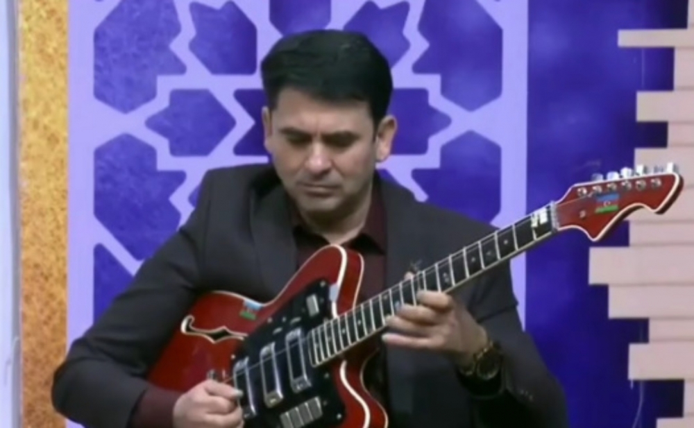 Azərbaycanlı musiqiçi oğlu tərəfindən qətlə yetirildi