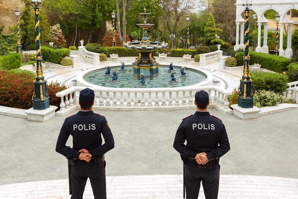 Baş Polis İdarəsindən komendant saatı ilə bağlı əhaliyə -  Müraciət