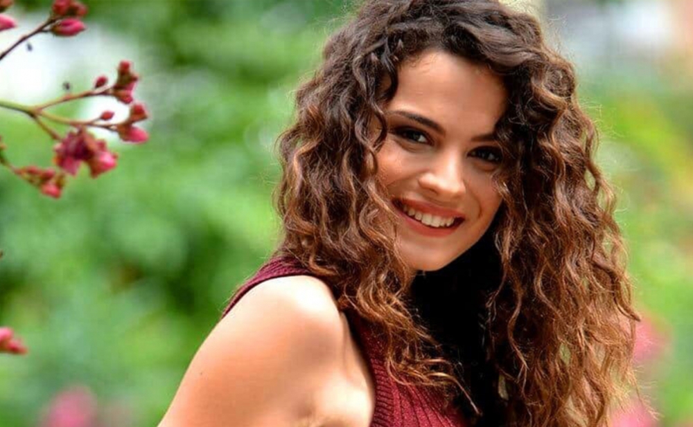 Aslı yeni sevgilisi ilə görüntüləndi - Fotolar