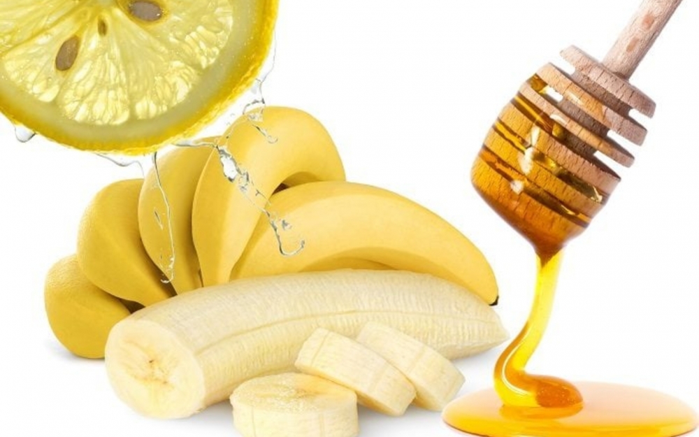 Nəmləndirici banan maskası