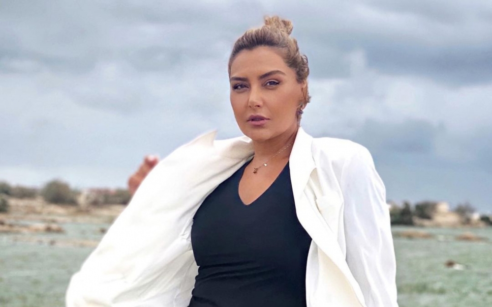 Zülfiyyə Xanbabayevadan payız ab-havalı - Fotosessiya