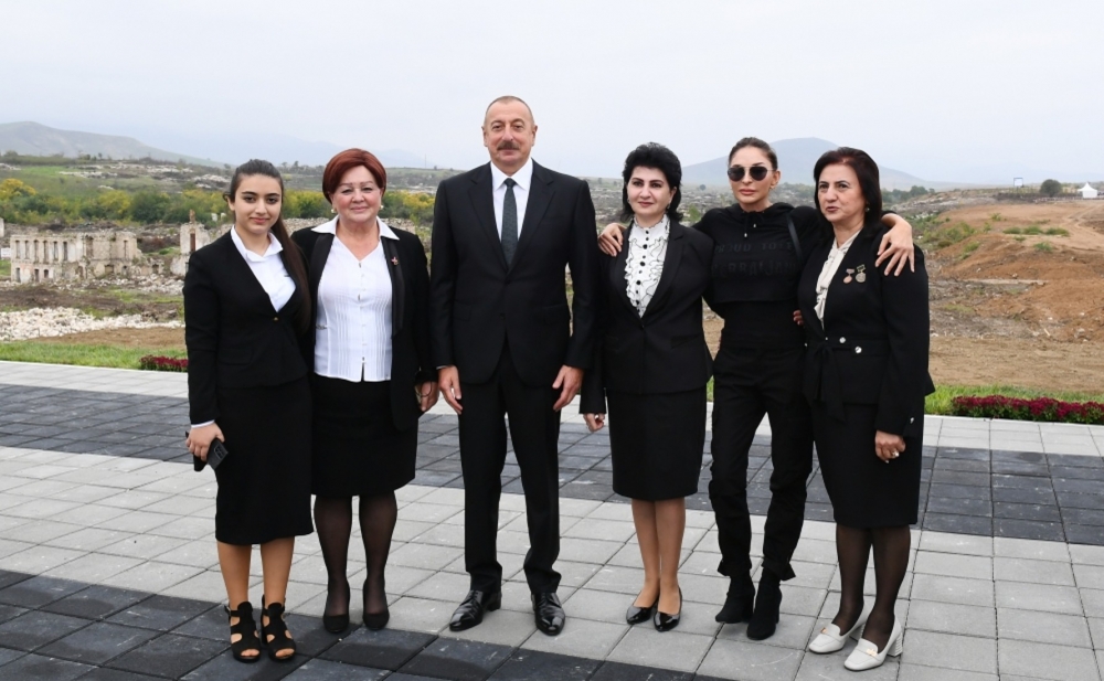 Prezident və xanımının Füzuli səfərindən - Fotolar