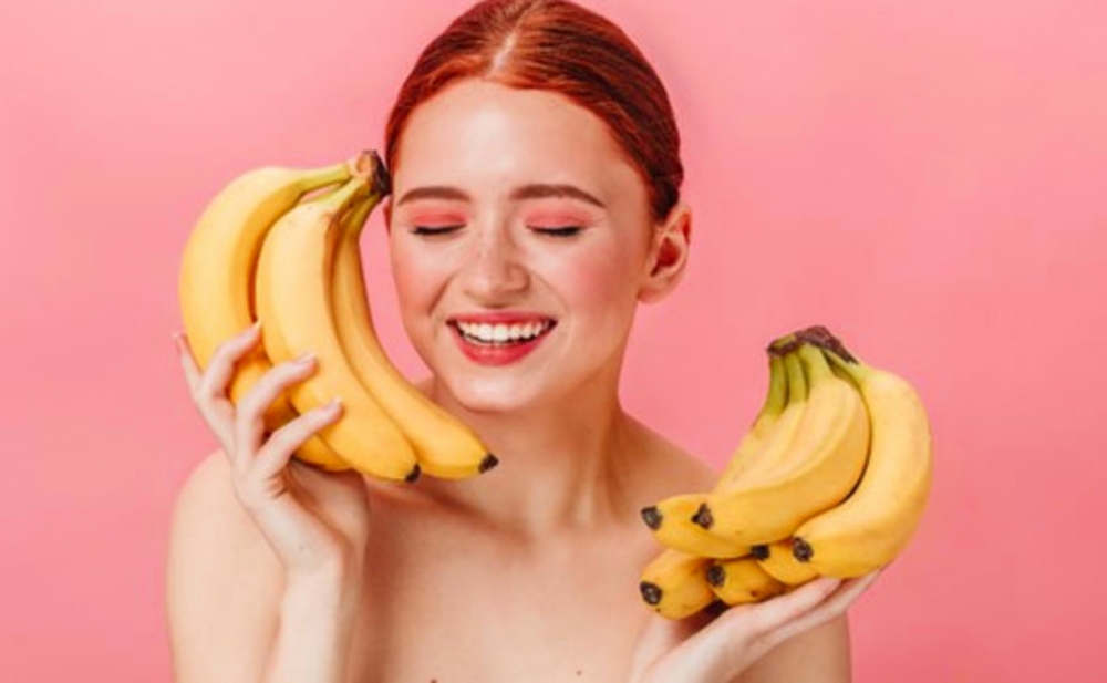 Saçlarınız tökülürsə, banan maskası edin