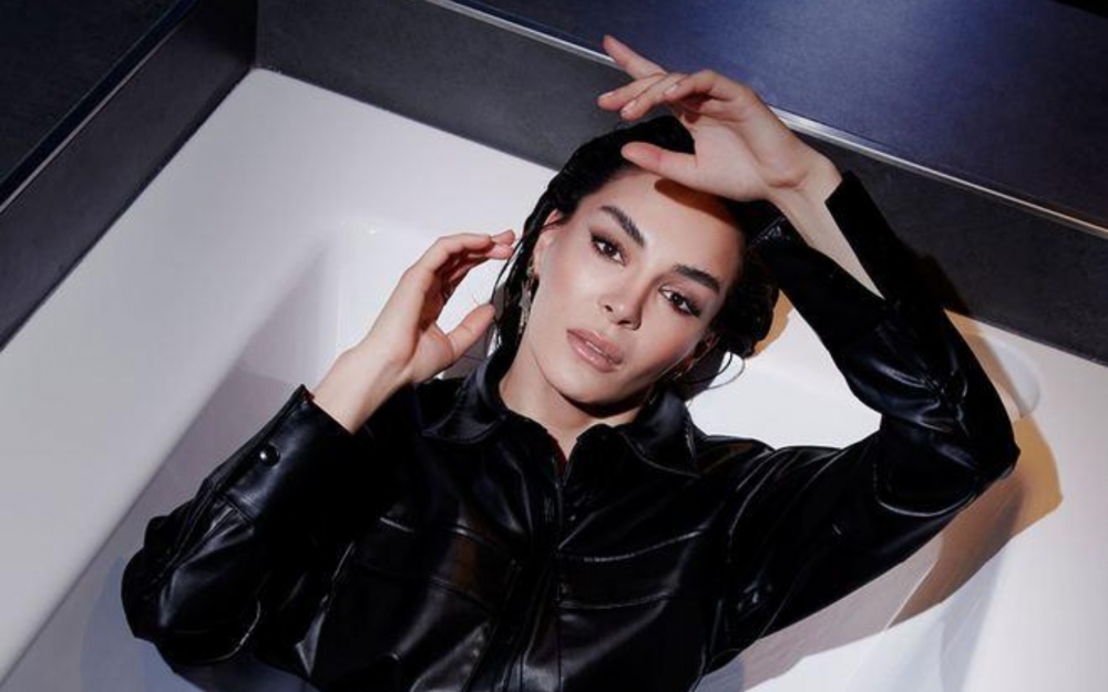 Ebru Şahin gözəllik sirrini açdı - Fotolar