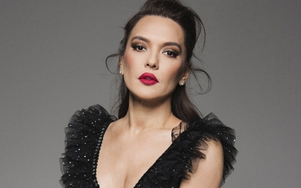 Demet Akalının növbəti paylaşımı müzakirələrə səbəb oldu - Foto